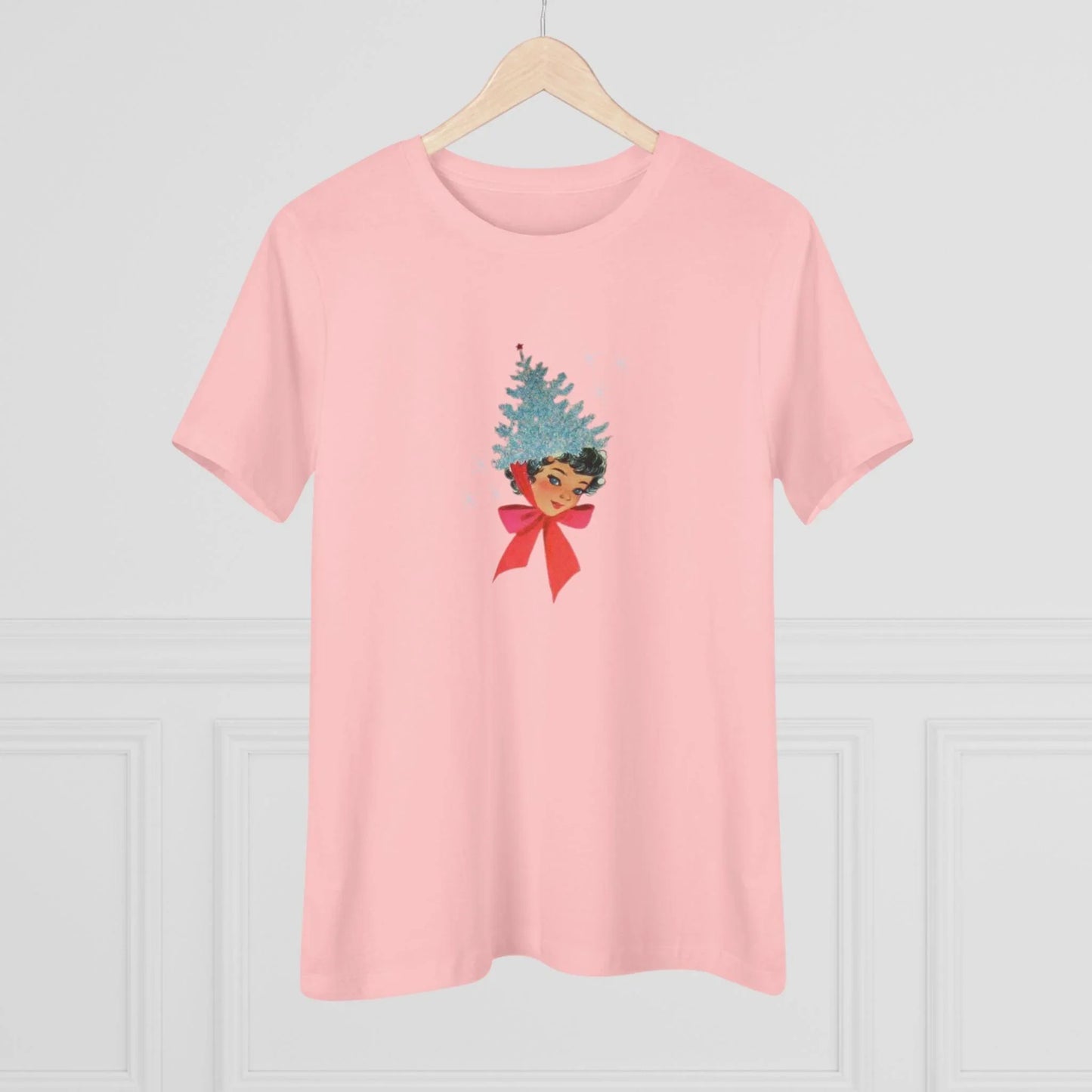 Retro Lady with Tinsel Christmas Tree Hat - Women's Tee - Whippie's