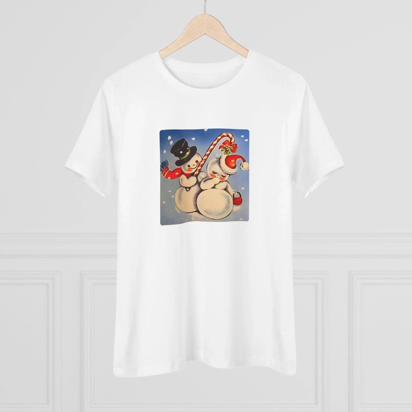 Snow Couple Mistletoe - Women's Tee - Whippie's