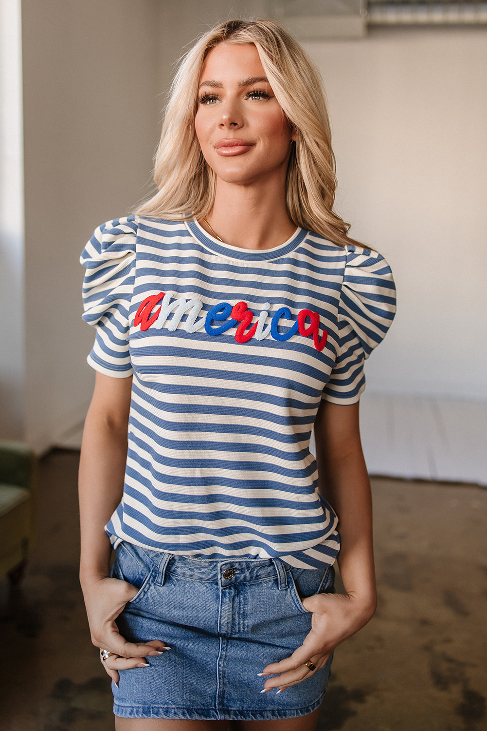 Blue Stripe America Cursive Graphic Puff Sleeve T-Shirt