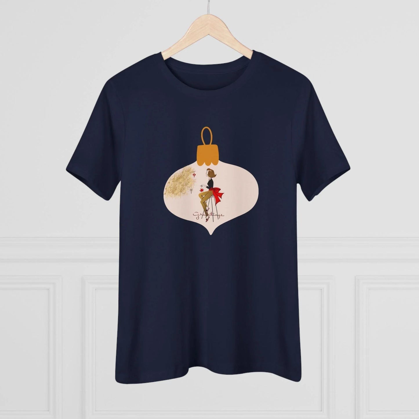 Retro Tree Decorating - Women's Tee - Whippie's