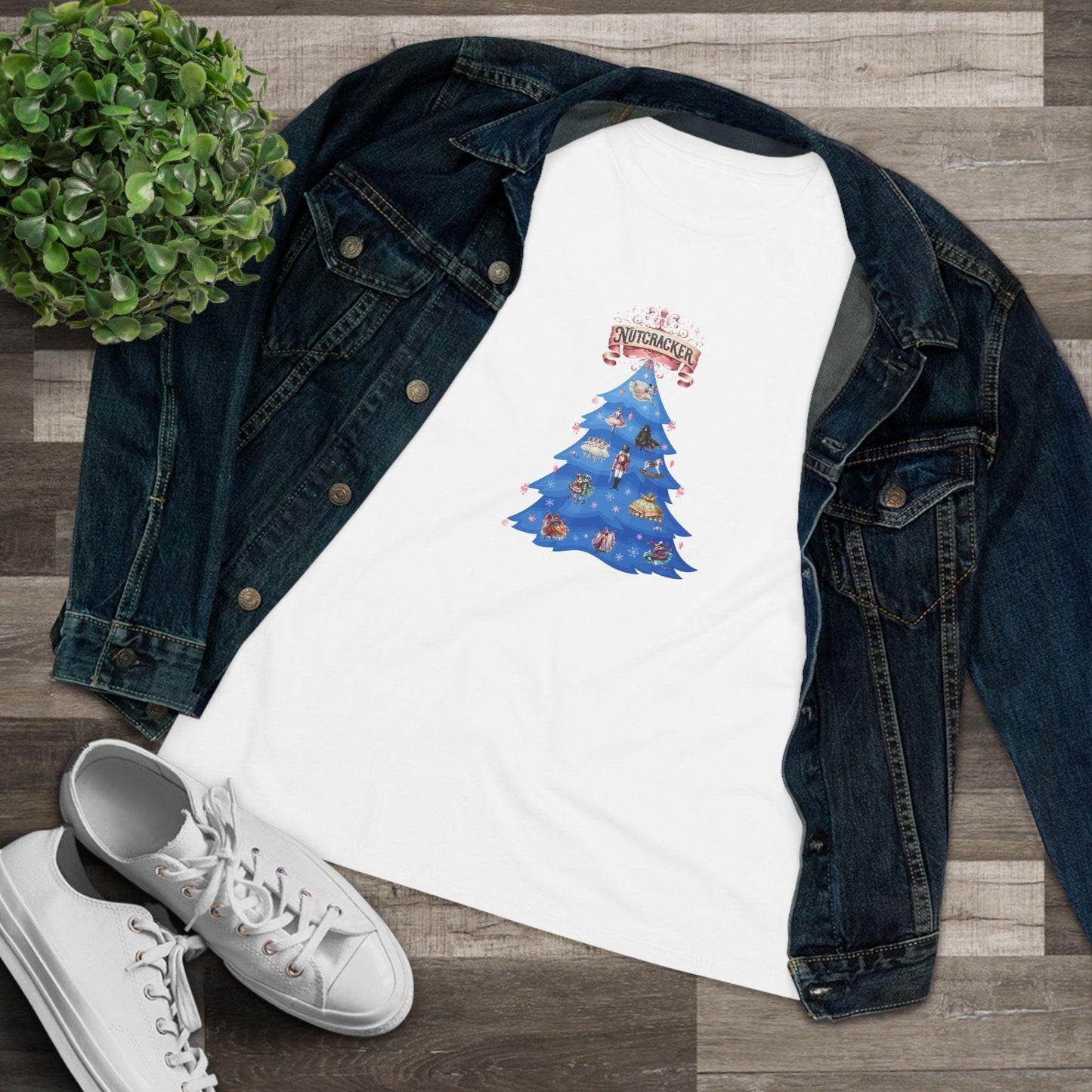 Nutcracker Christmas Tree - A Festive Affair! 🎄✨ Women's Softstyle Tee - Whippie's