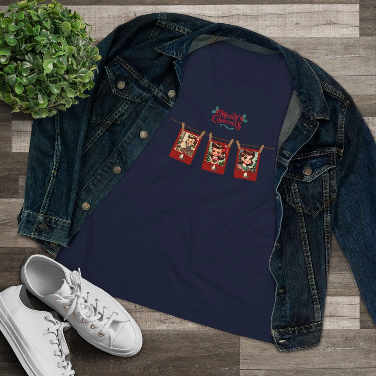 Merry Christmas - Photo Banner - Brunette Girls - Women's Softstyle Tee - Whippie's