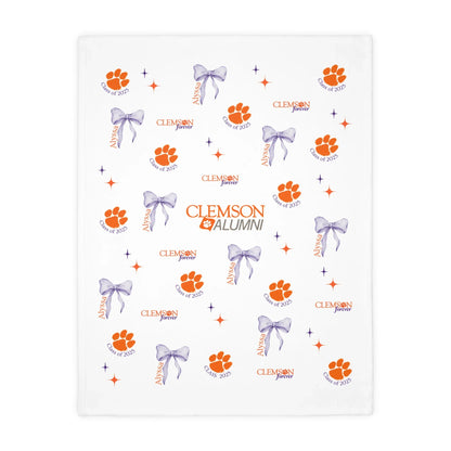 Graduation 2025 Paw Print Velvet Blanket - Personalizable - Whippie's