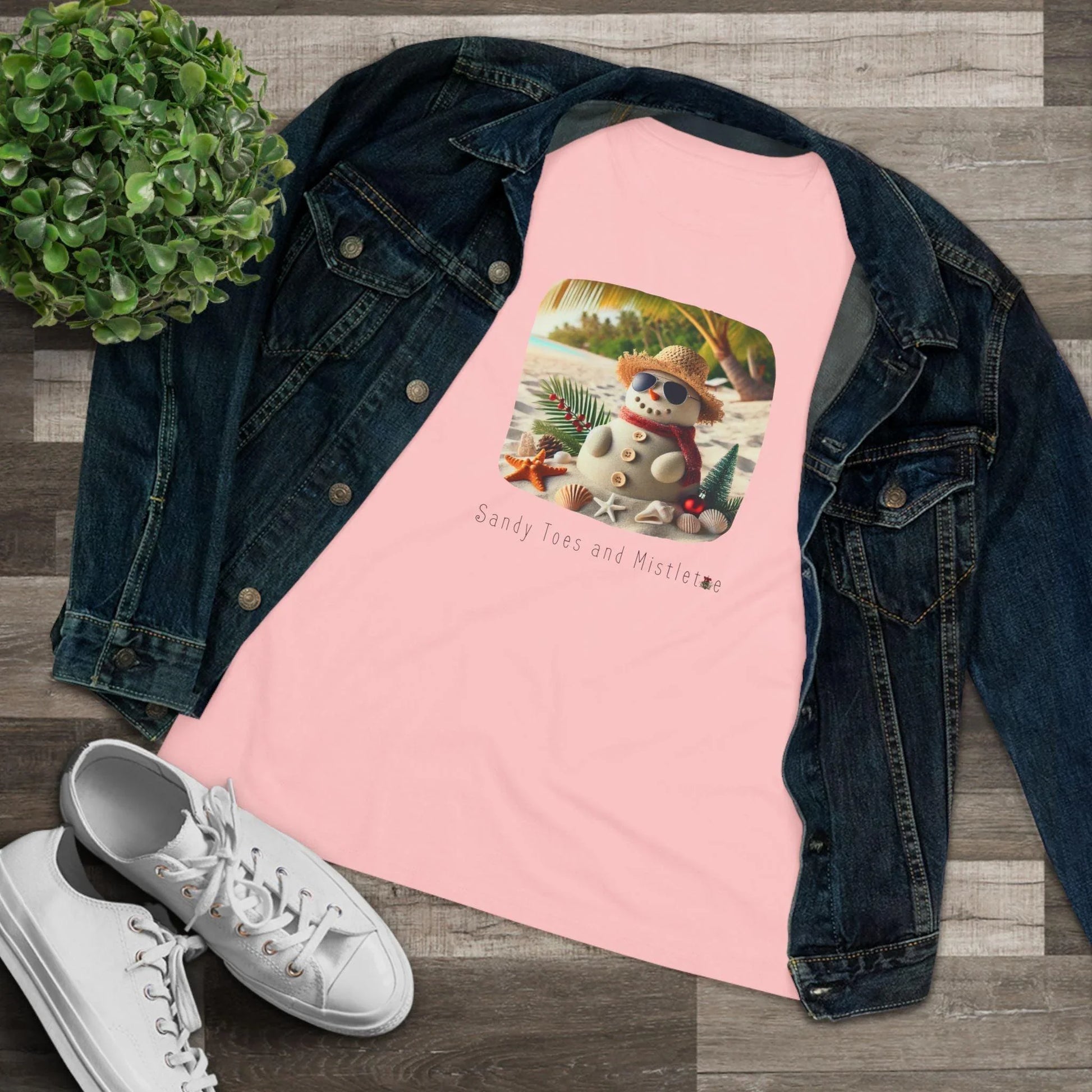 🏖️ Sandy Toes & Mistletoe ☃️ Women's Tee ✨ - Whippie's