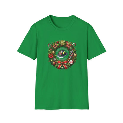 Santa's Favorite Firefighter - Wreath - Unisex Tee 🔥🎅 - Whippie's
