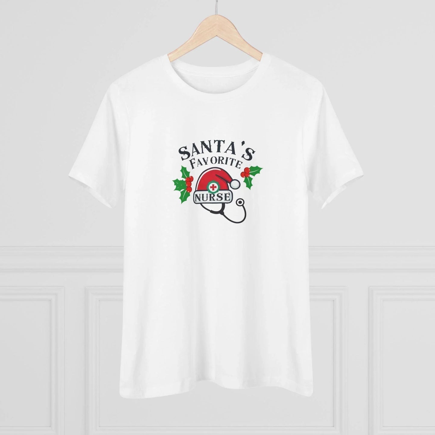 Santa's Favorite Nurse 🎅⚕️ - Stetoscope and Santa Hat 🎁🎄 - Women's Softstyle Tee - Whippie's