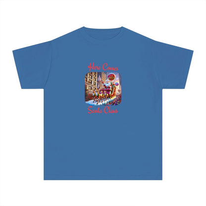 🎅 Here Comes Santa Claus 🎄 Youth Midweight Tee ✨ - Whippie's