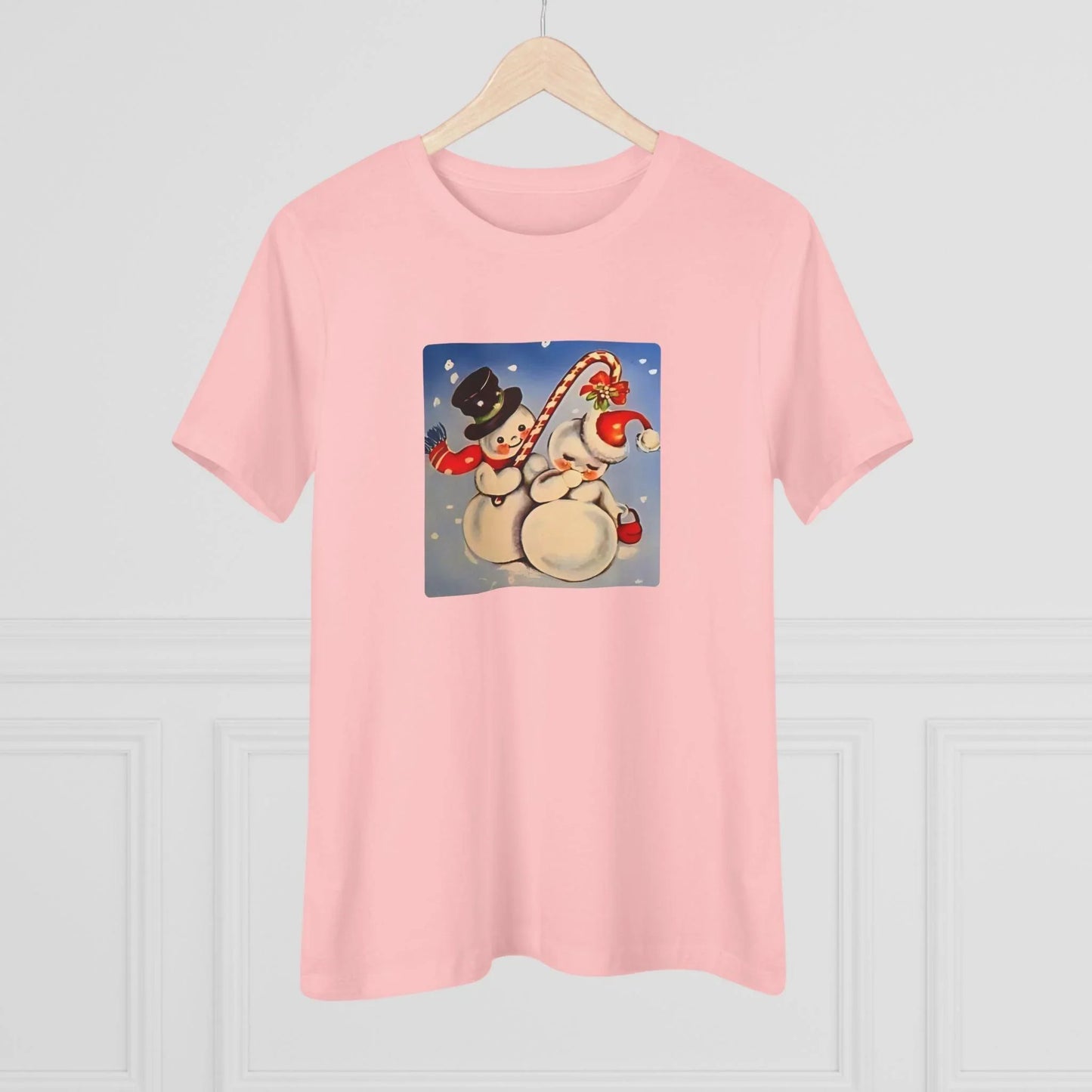 Snow Couple Mistletoe - Women's Tee - Whippie's