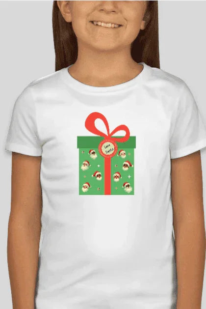 Love Santa Present 🎅 Kids Heavy Cotton™ Tee! - Whippie's
