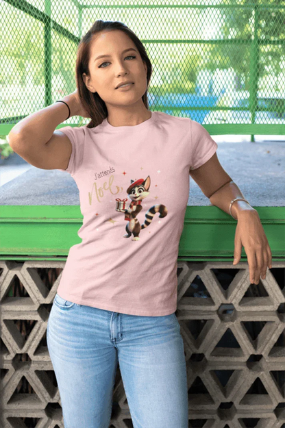 J'attends Noël 🐈‍⬛ Women's Tee 🎄 A purr-fectly Parisian Christmas! - Whippie's
