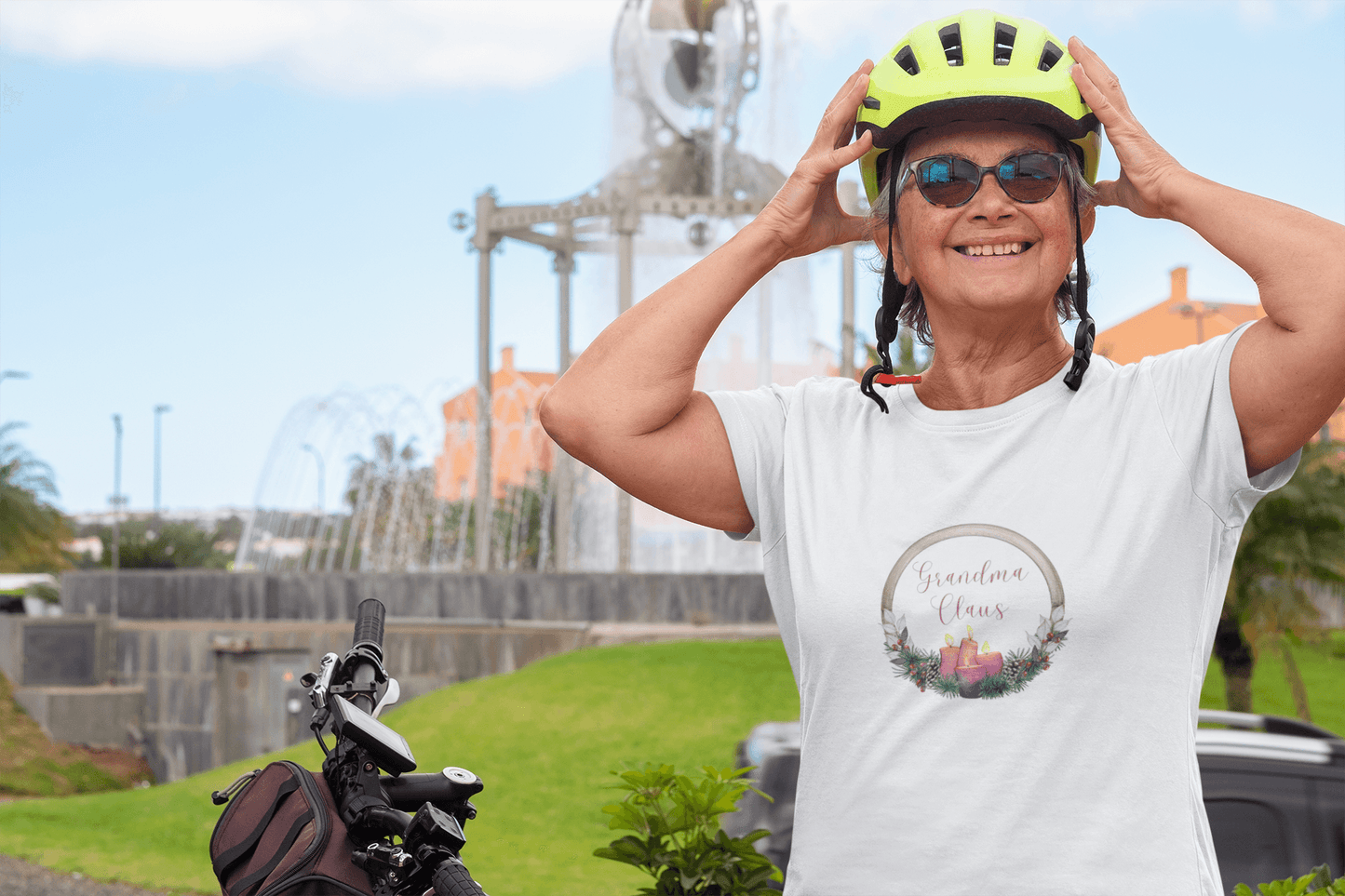 Grandma Claus Tee - Christmas Cheer! 🤶🎄 Women's Softstyle Tee - Whippie's