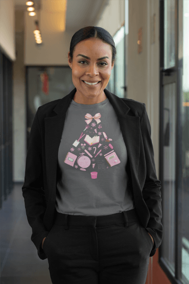 Santa's Favorite Teacher - A Sparkling Christmas in the Classroom! 🎄✨ Women's Softstyle T-shirt - Whippie's