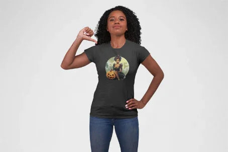 Vintage Halloween Glam Women's Favorite Tee - Spooky Chic! 🎃✨