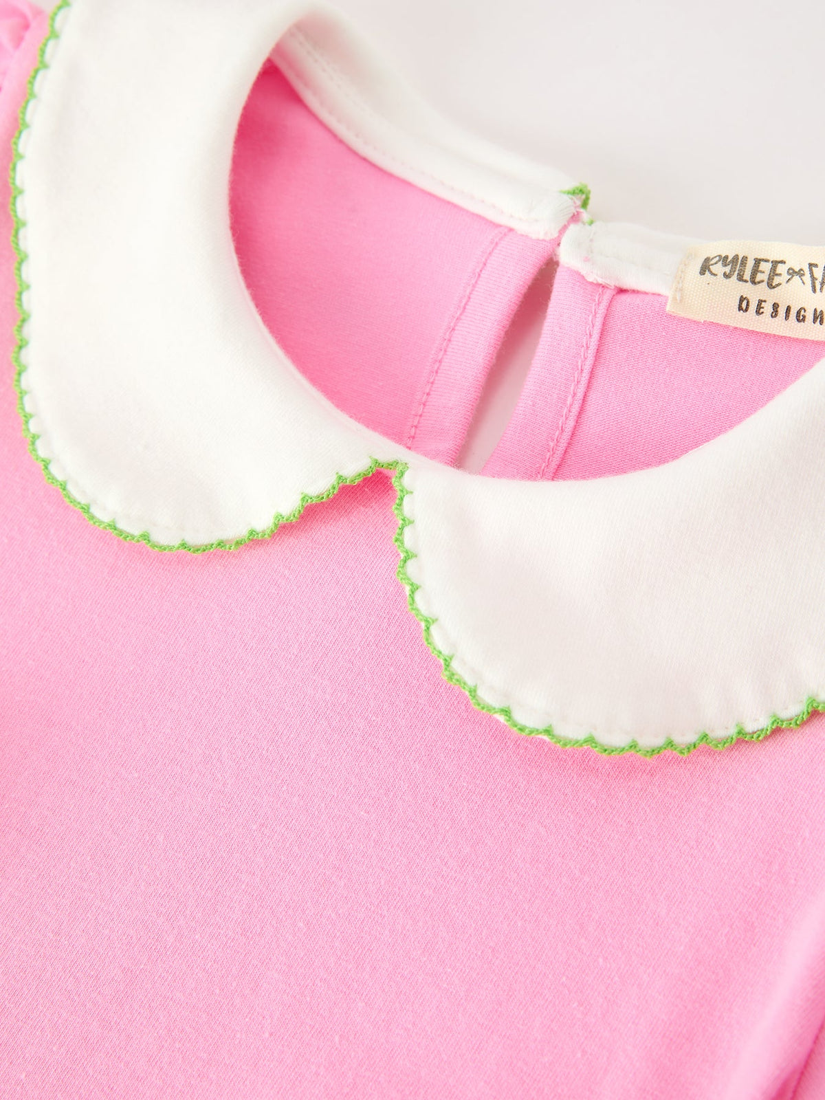 Girls Christmas Dress | Pink Tree & Bow Collar: White collar with green stitched edging