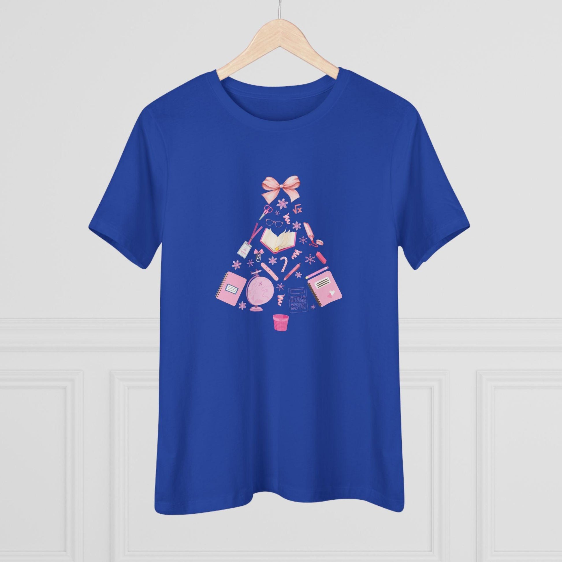Santa's Favorite Teacher - A Sparkling Christmas in the Classroom! 🎄✨ Women's Softstyle T-shirt - Whippie's