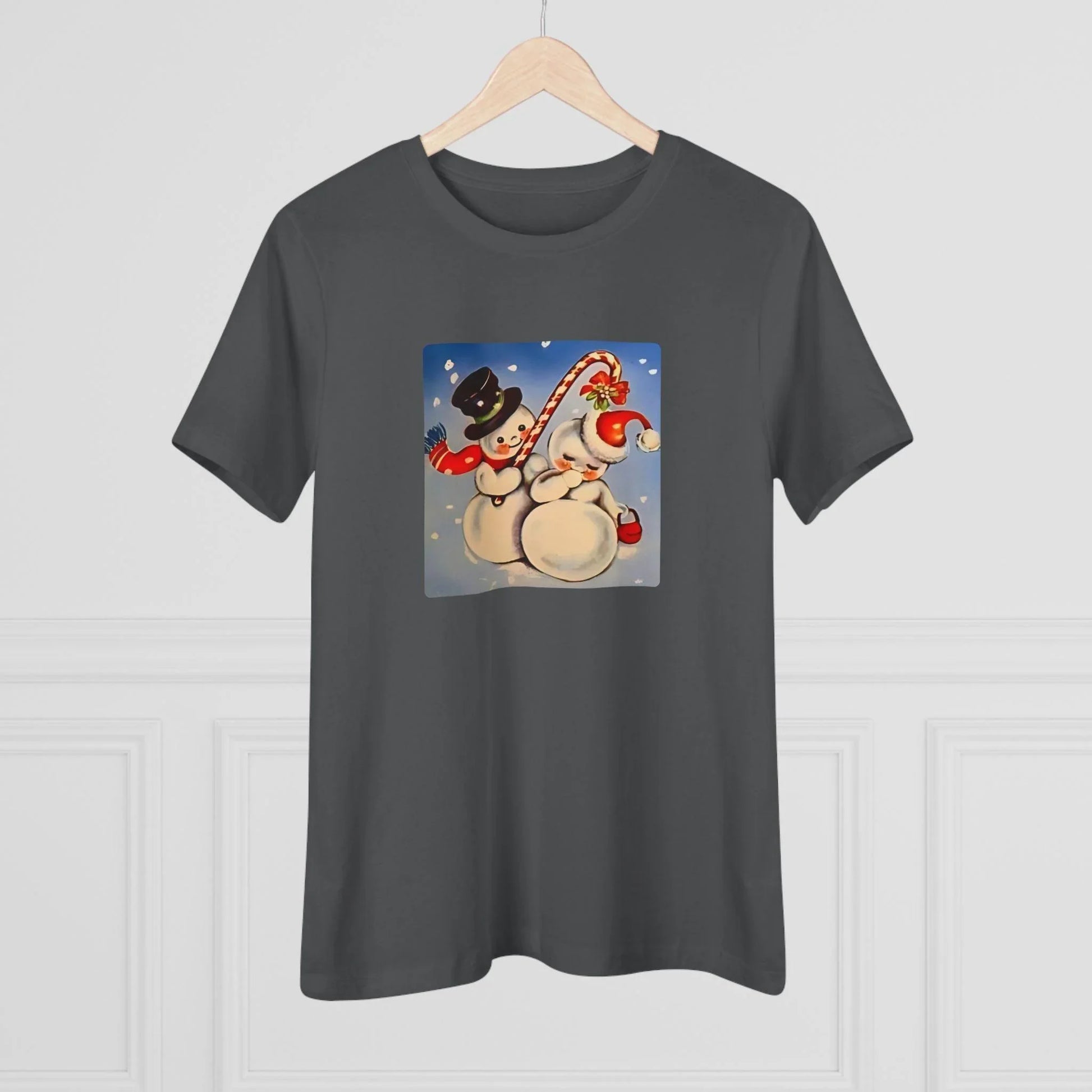 Snow Couple Mistletoe - Women's Tee - Whippie's