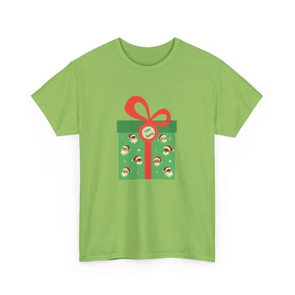 Love Santa Present 🎅 Unisex Heavy Cotton™ Tee! - Whippie's