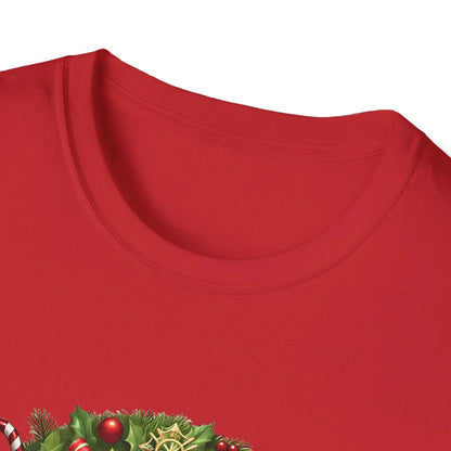 Santa's Favorite Firefighter - Wreath - Unisex Tee 🔥🎅 - Whippie's