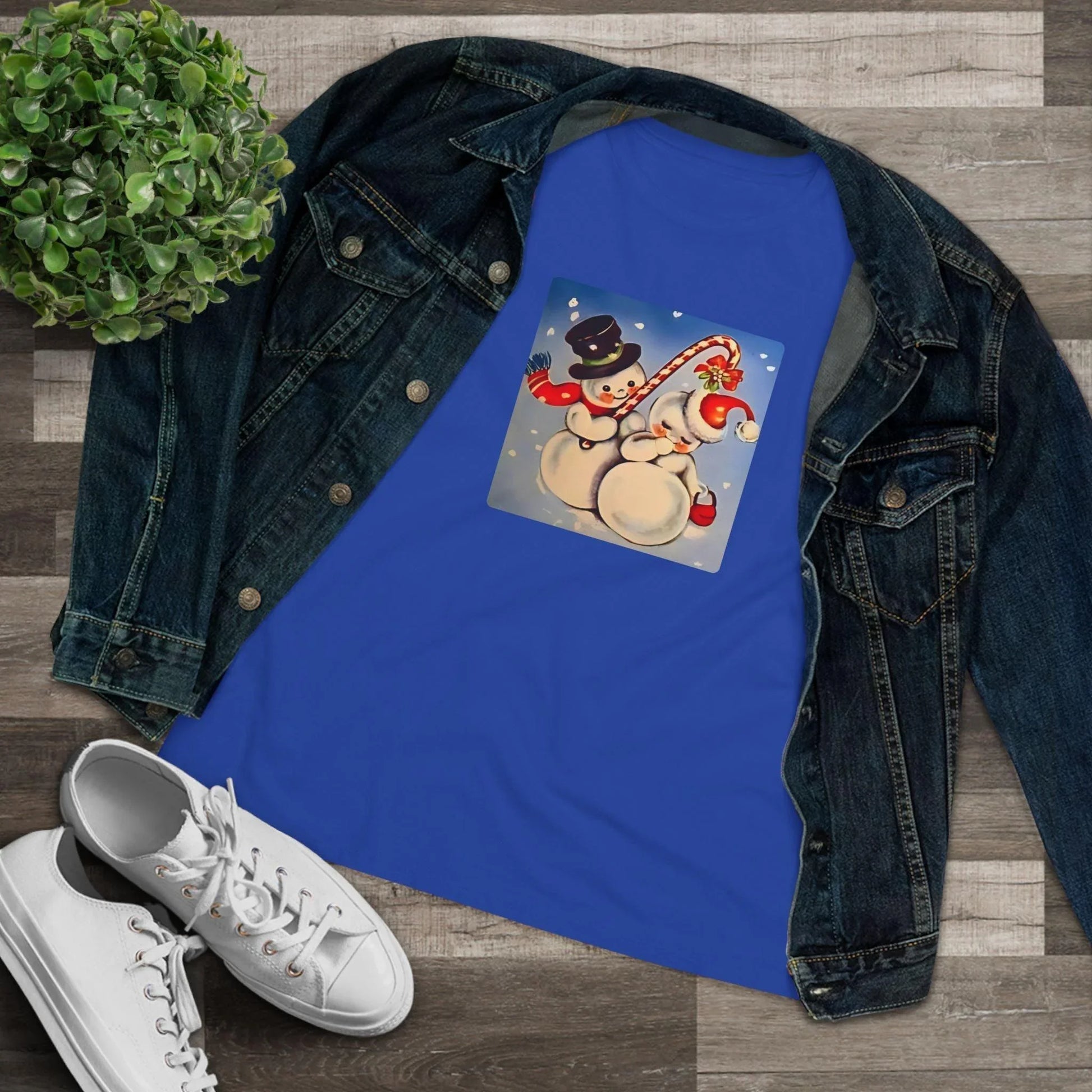 Snow Couple Mistletoe - Women's Tee - Whippie's