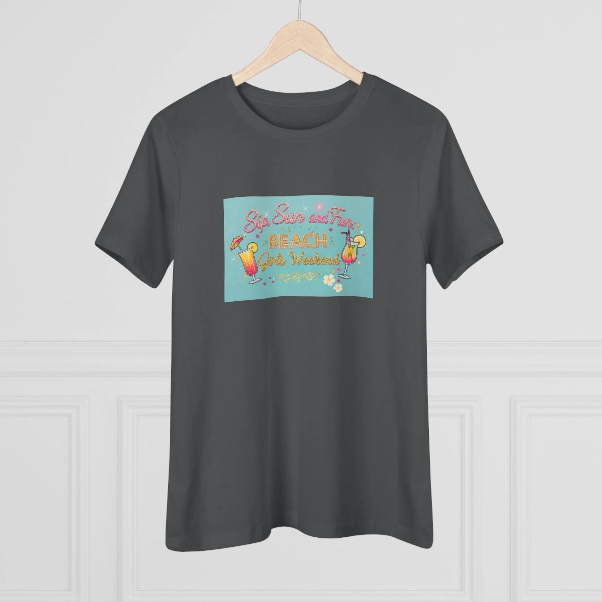 Sun, Sips, and Fun Beach Girls' Weekend - Women's Softstyle Tee - Whippie's