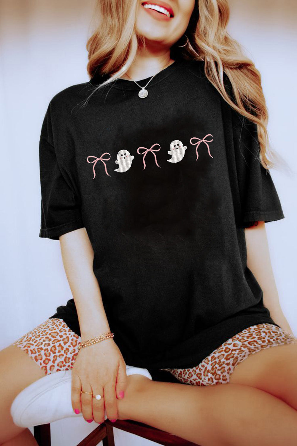 Halloween Ghost Bow T-Shirt detail view