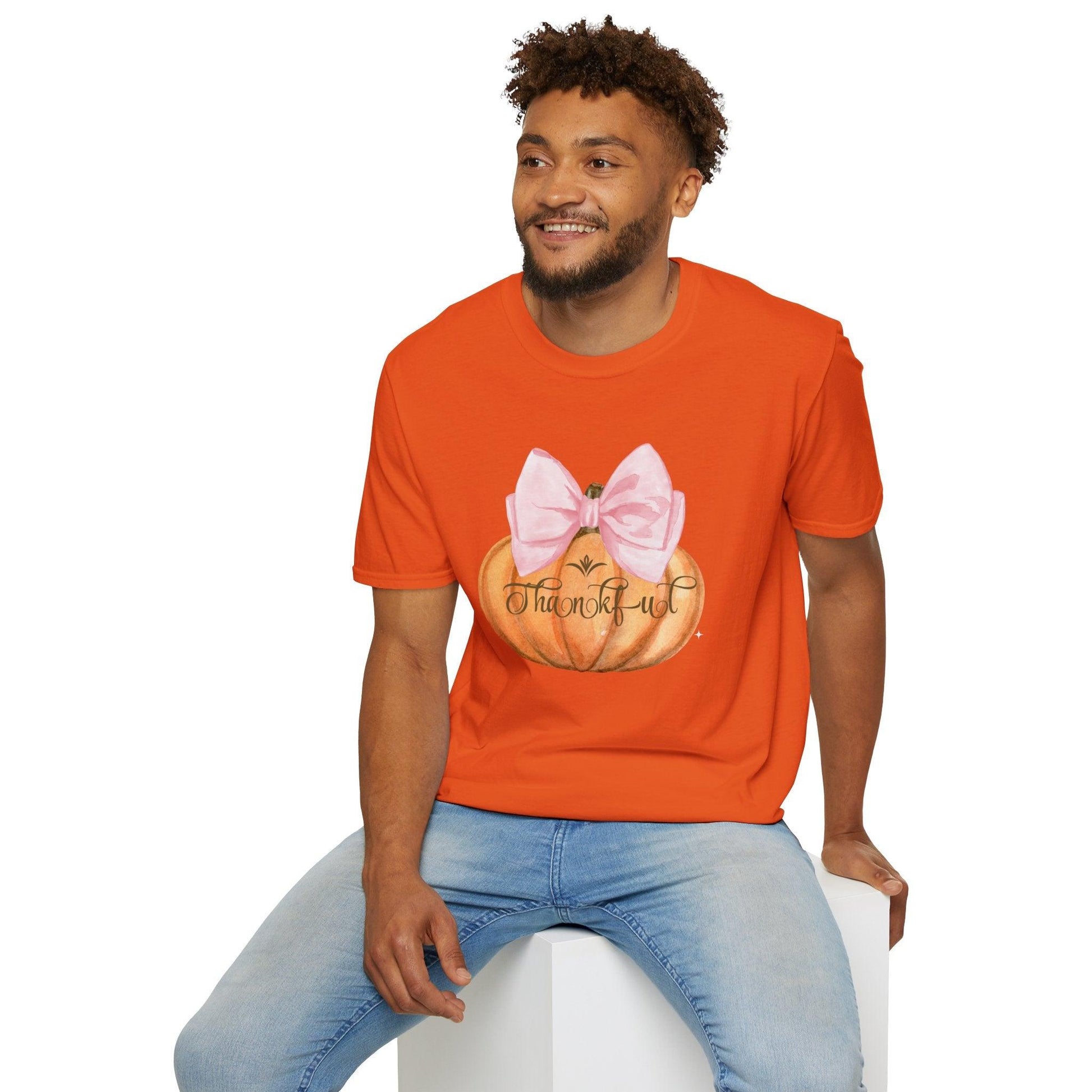 Thankful Pumpkin - A Heart Full of Gratitude! 🧡🎀 Unisex Tee - Whippie's