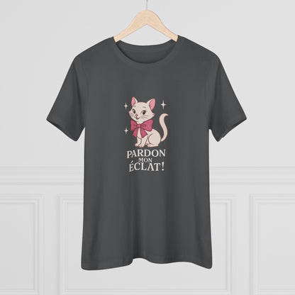 Pardon Mon Éclat White Sparkly Cat with Pink Bow Women's Tee