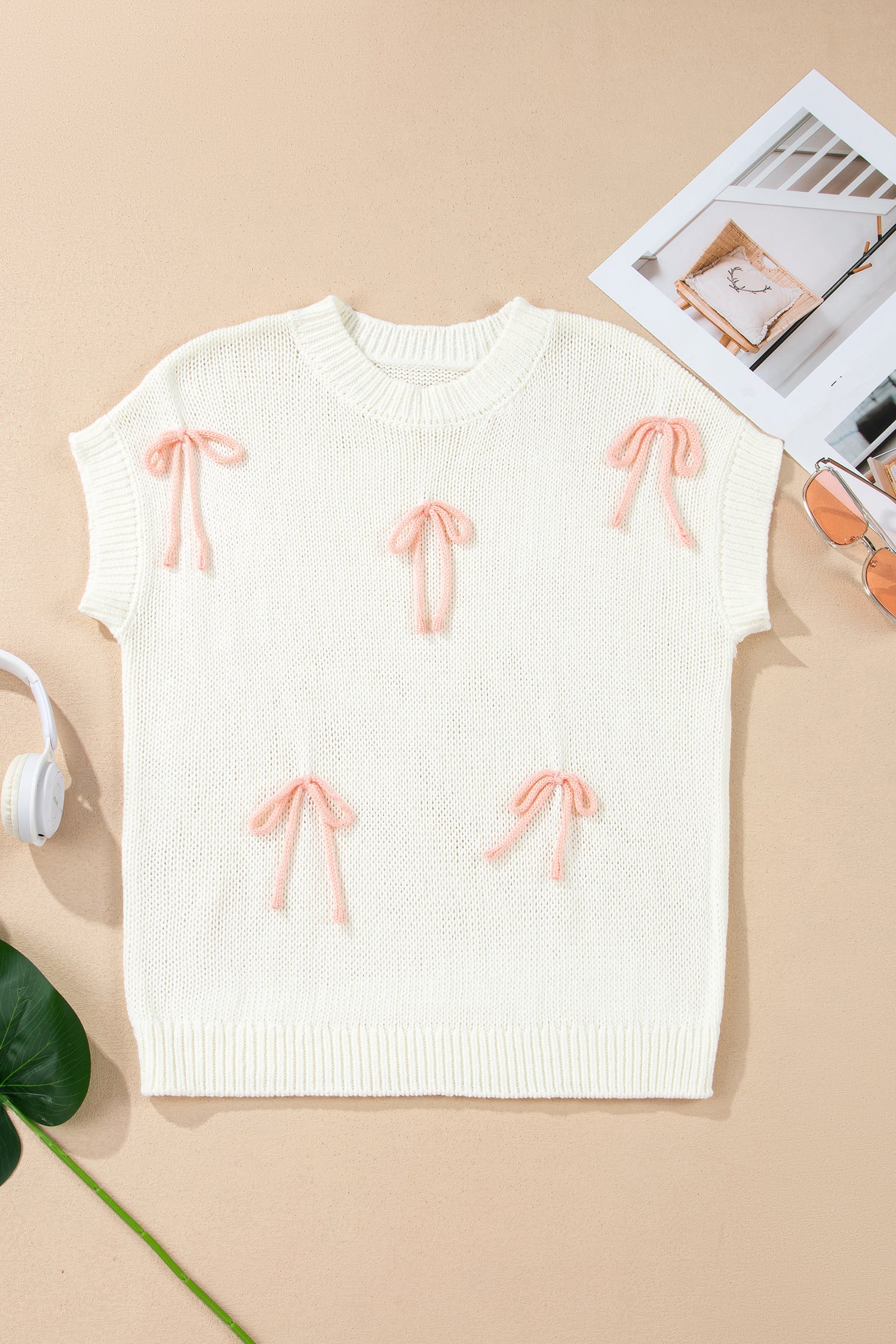 Short Sleeve Knit Applique Bow Sweater