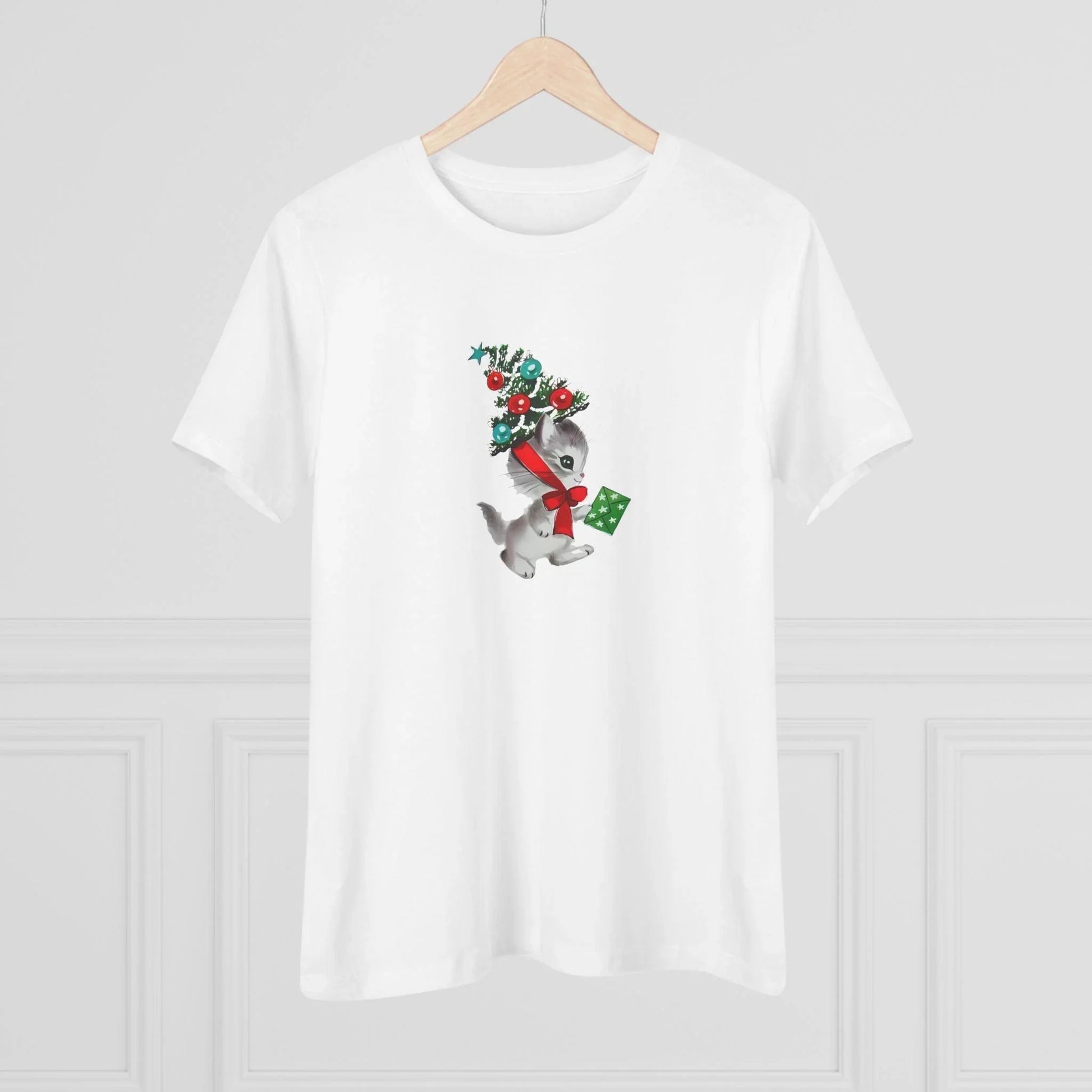 Kittie with Christmas Tree Hat and Card - Women's Softstyle Tee - Whippie's