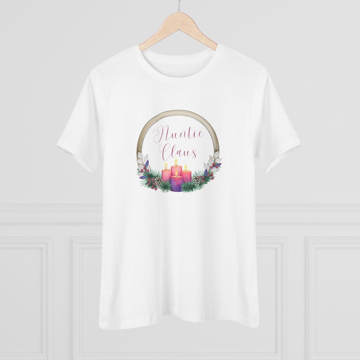 Auntie Claus - Christmas Cheer! 🤶🎄 Women's Softstyle Tee - Whippie's