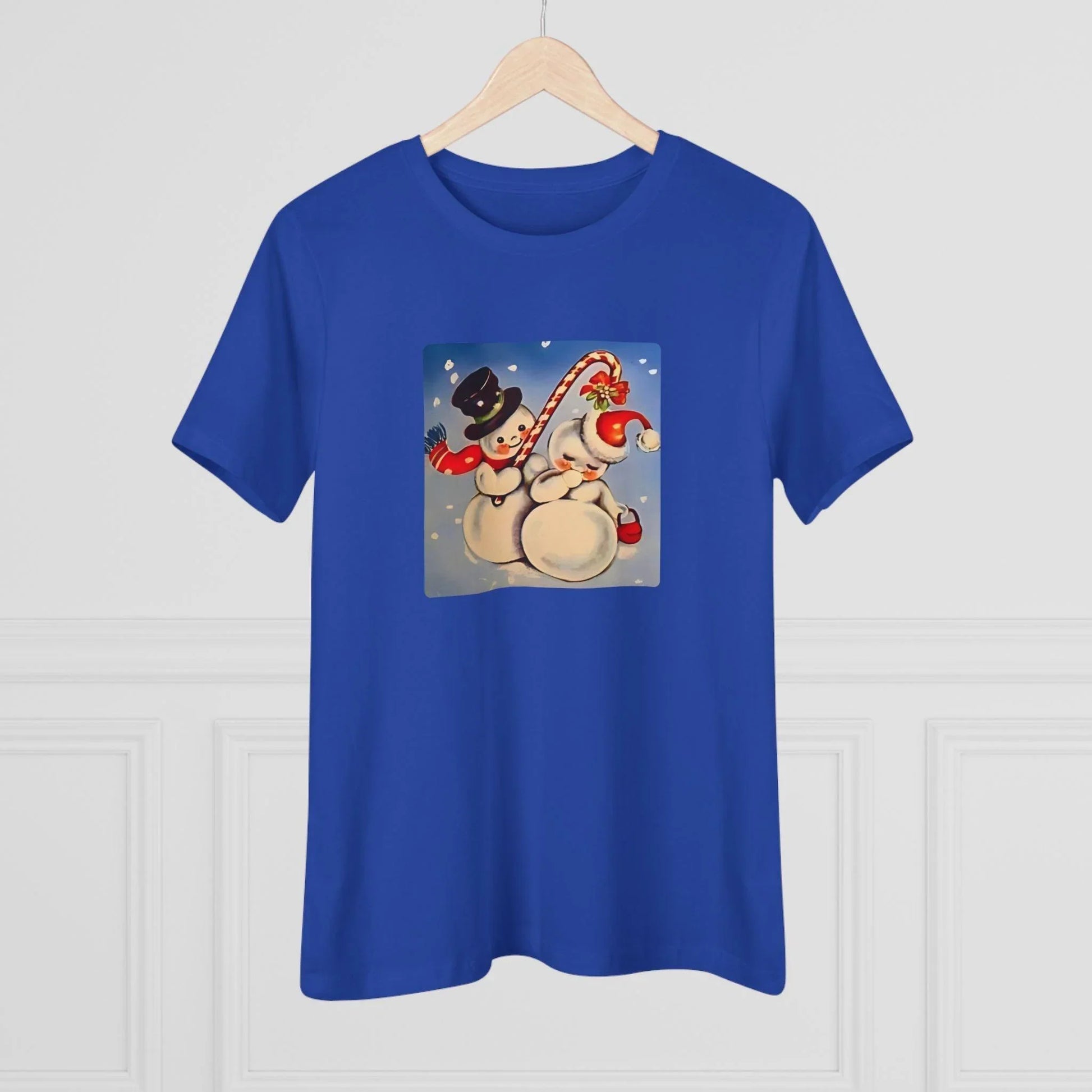 Snow Couple Mistletoe - Women's Tee - Whippie's