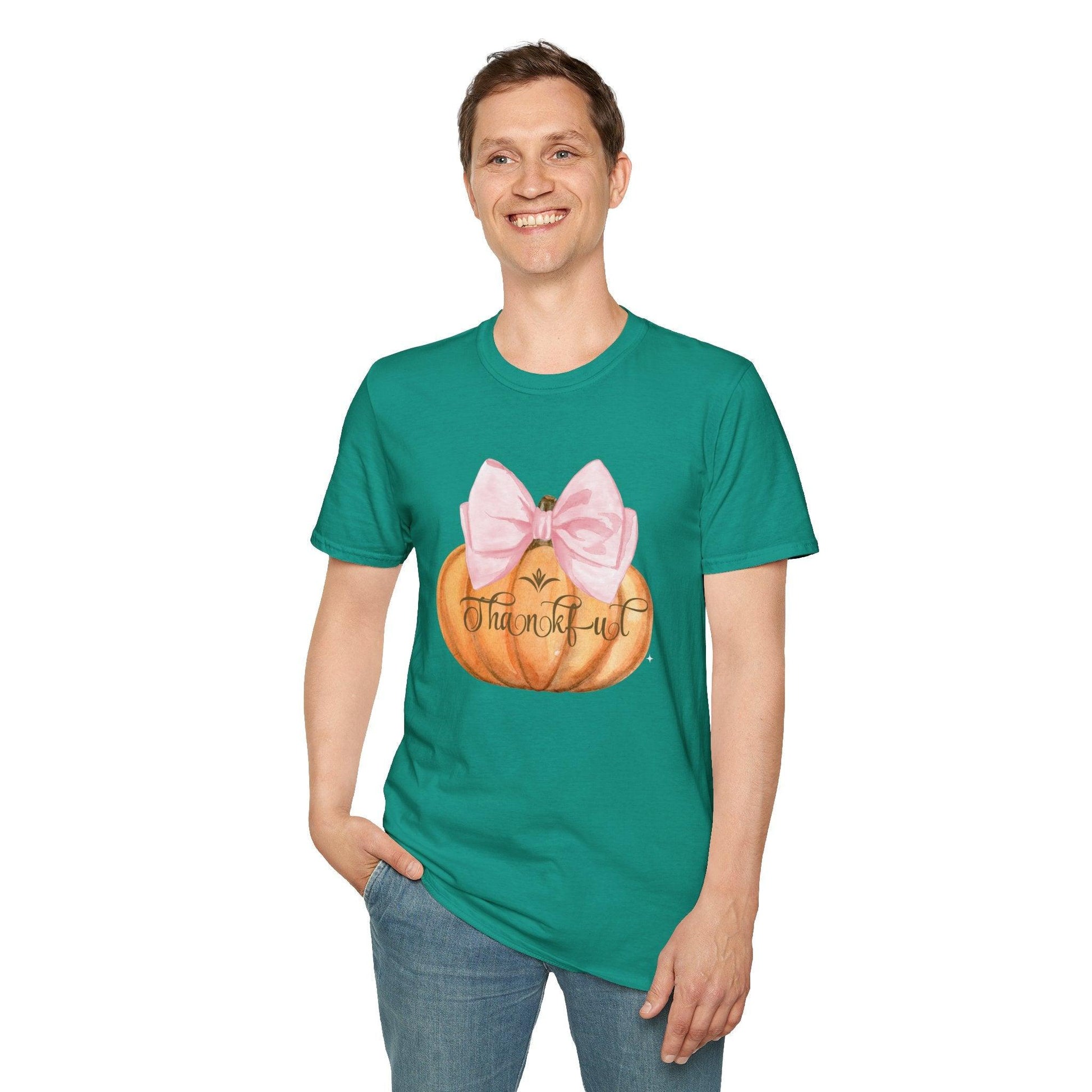 Thankful Pumpkin - A Heart Full of Gratitude! 🧡🎀 Unisex Tee - Whippie's