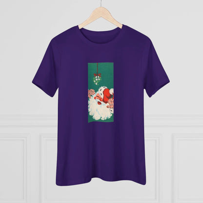 Santa Mistletoe Kisses - Women's Tee - Whippie's