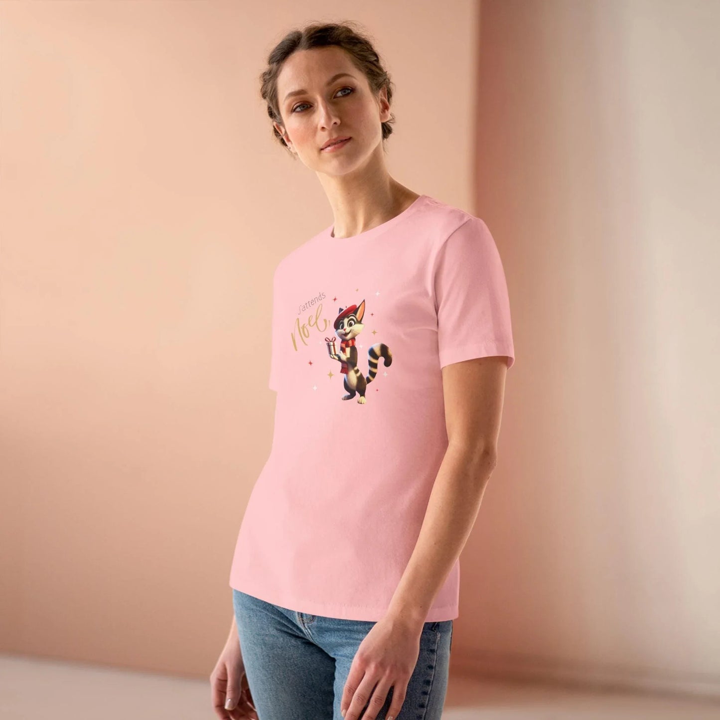 J'attends Noël 🐈‍⬛ Women's Tee 🎄 A purr-fectly Parisian Christmas! - Whippie's