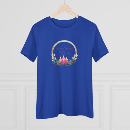 Grandmama Claus Tee - The Heart of Christmas Women's Tee