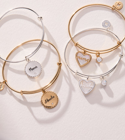 Mamá Mother of Pearl Heart Charm Bangle
