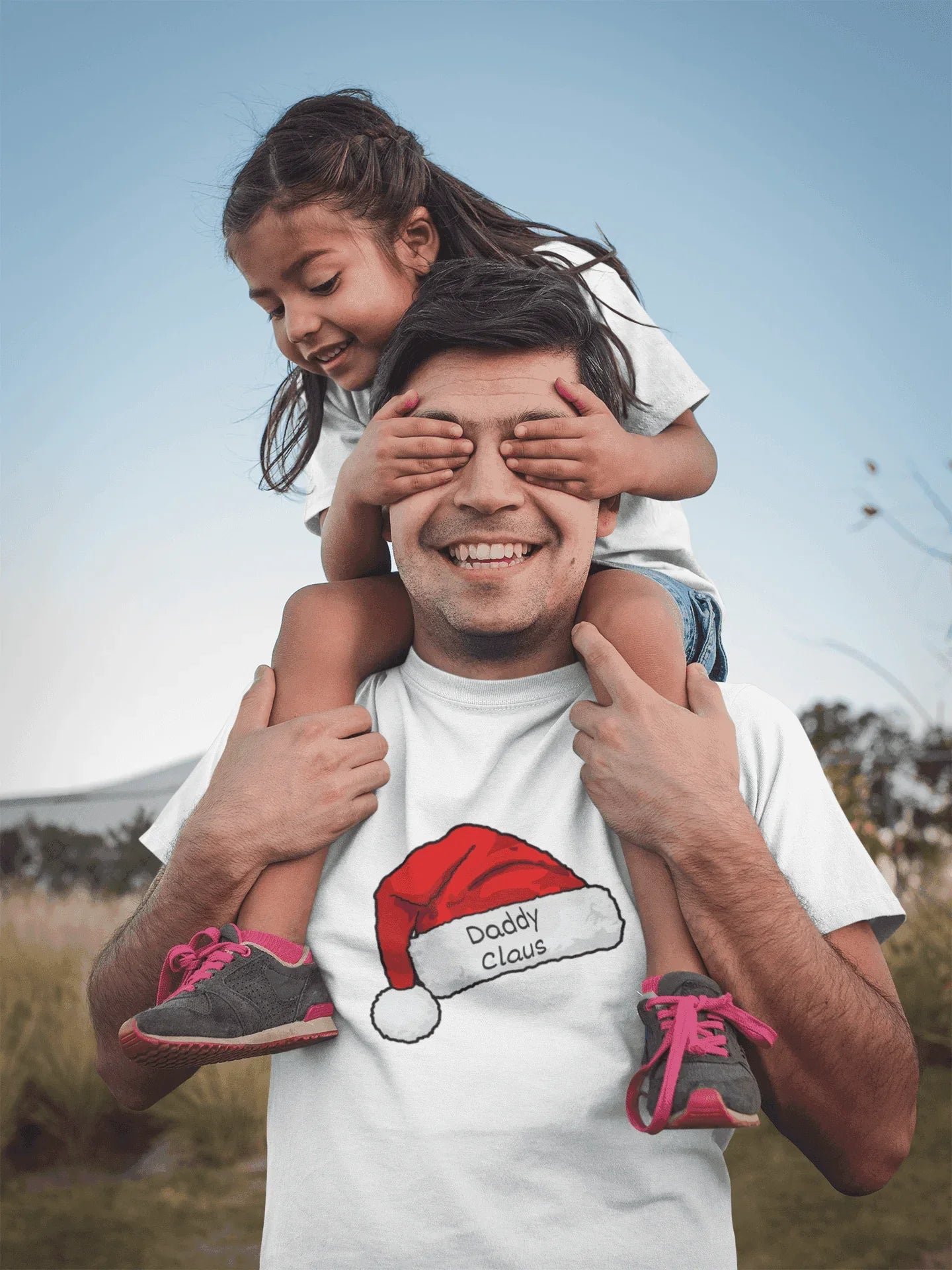 Daddy Claus: The Coolest Santa in Town 🎅- Mens Softstyle T-shirt - Whippie's